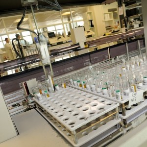 Plate-forme automatisée de biologie unique à l’Hôpital européen Georges-Pompidou (AP-HP)