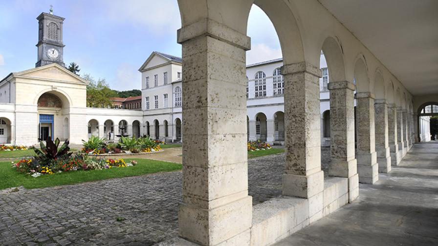 Projet « Nouveau Garches à l’hôpital AmbroiseParé APHP » Groupe6