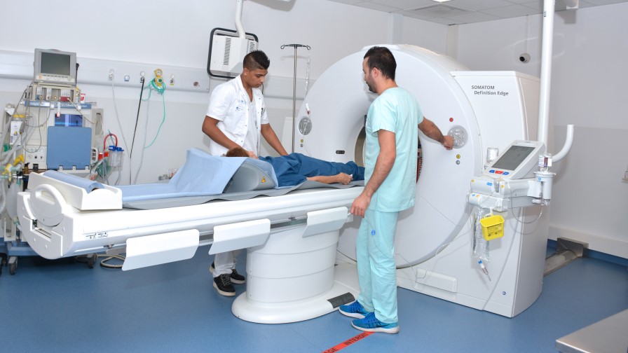 Sixième scanner, Urgences, hôpital Pitié-Salpêtrière - 800 000€ 