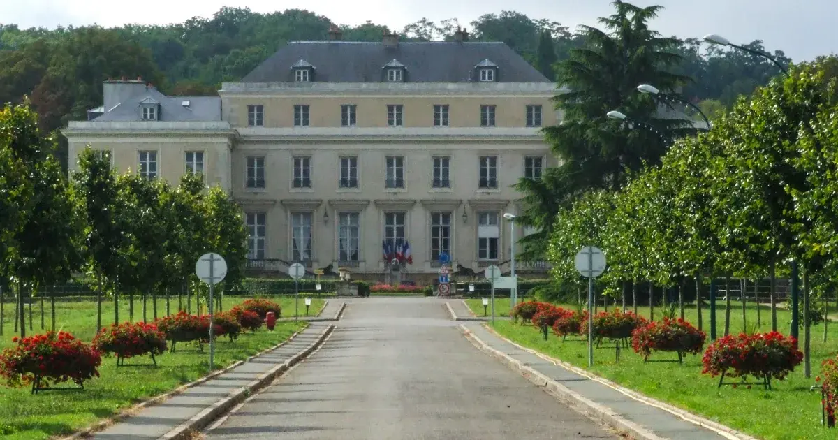 Émile-Roux hospital | EN - APHP refonte 2023