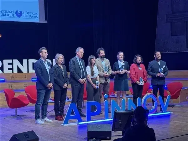 Photo de groupe des lauréats APinnov 2026