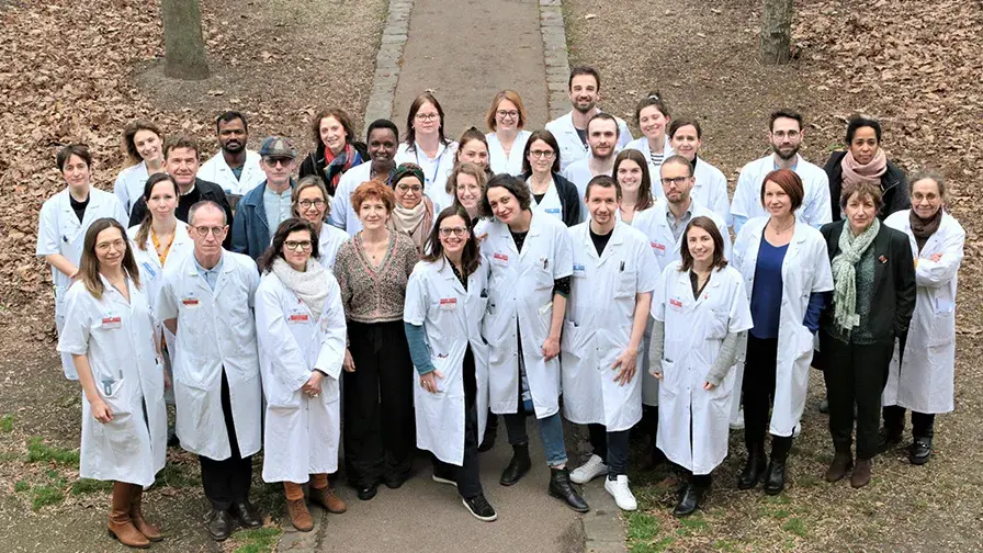 Les équipes des hôpitaux Saint-Louis et Robert-Debré