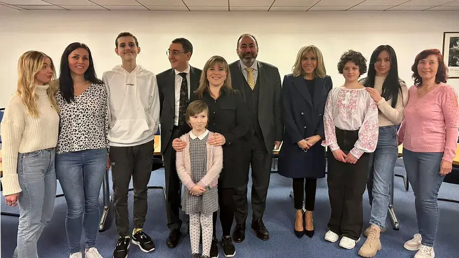 Opération Cigogne » à l'hôpital Robert-Debré 