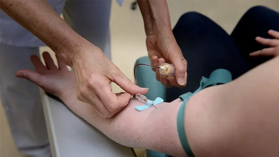 Une prise de sang à l'AP-HP