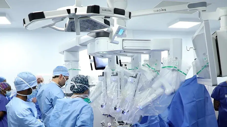 Le nouveau robot chirurgical de l'hôpital Beaujon AP-HP