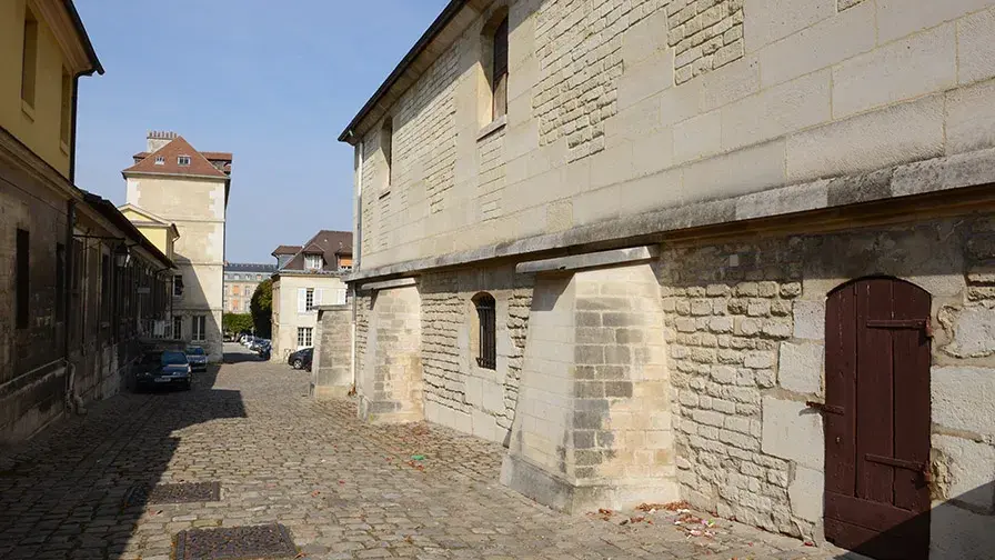 Rue pavée ancienne, hôpital Bicêtre