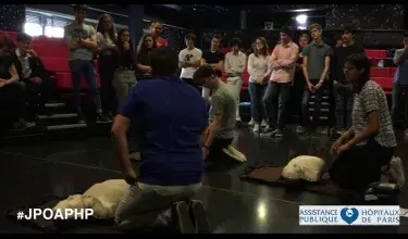 JPO 2018 |  scolaires : formation aux gestes qui sauve à l'hôpital Necker
